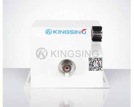 Multiple wire twisting machine